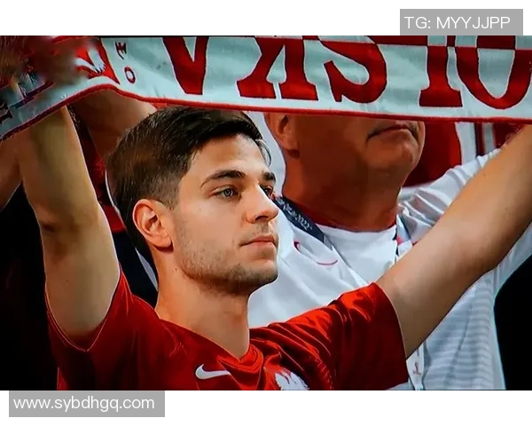 足球明星独特发型大揭秘各类创意图案一网打尽